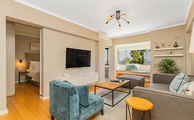 Sundrenched 2 Bed 2 Bath Apartment + Sea Views